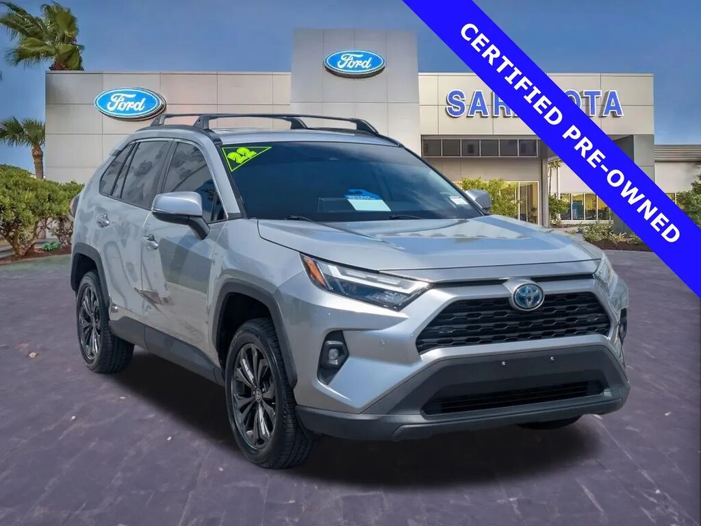 2022 Toyota RAV4 Hybrid XLE Premium — photo 1 of 13