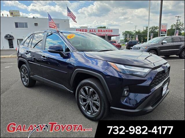 2024 Toyota RAV4 Hybrid XLE Premium