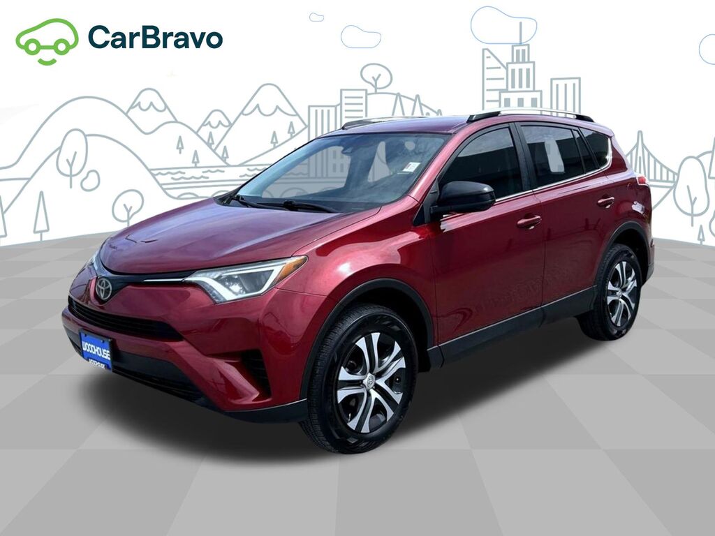 2018 Toyota RAV4 LE — photo 1 of 6