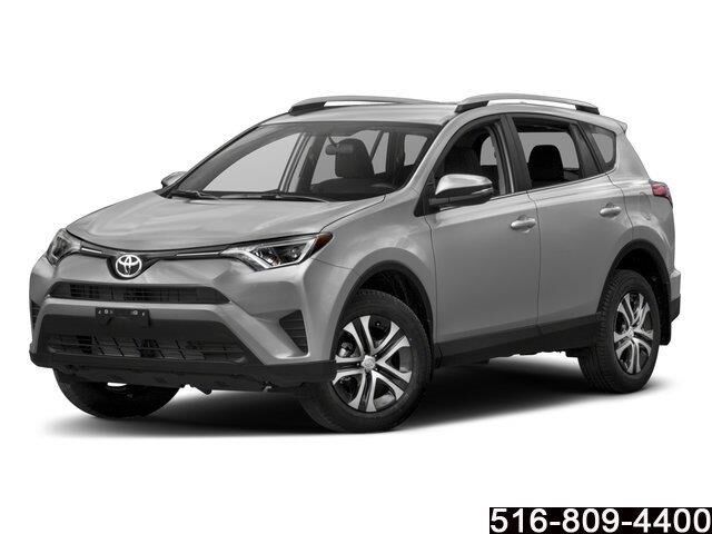 2018 Toyota RAV4 LE — photo 1 of 13