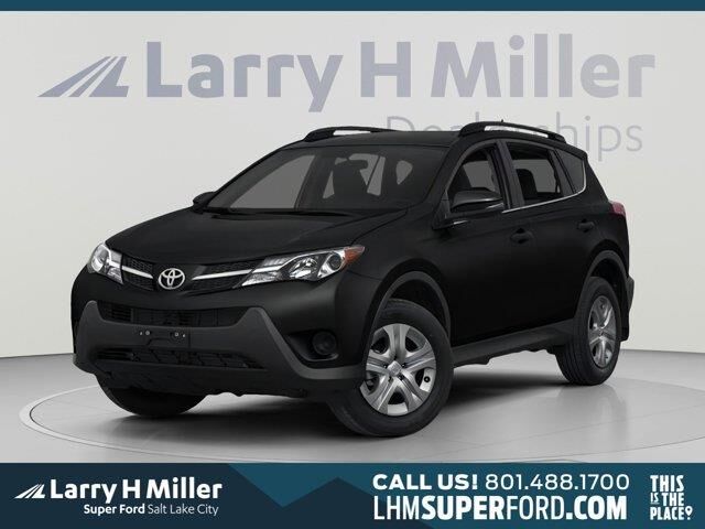 2014 Toyota RAV4 LE — photo 1 of 13