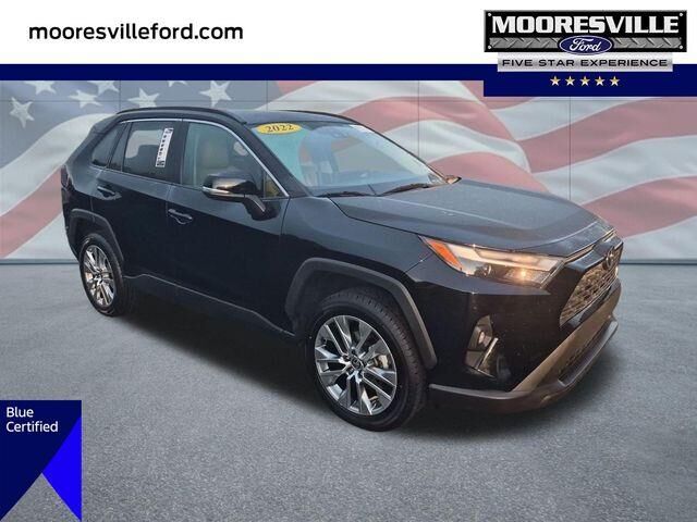 2022 Toyota RAV4 XLE Premium — photo 1 of 13