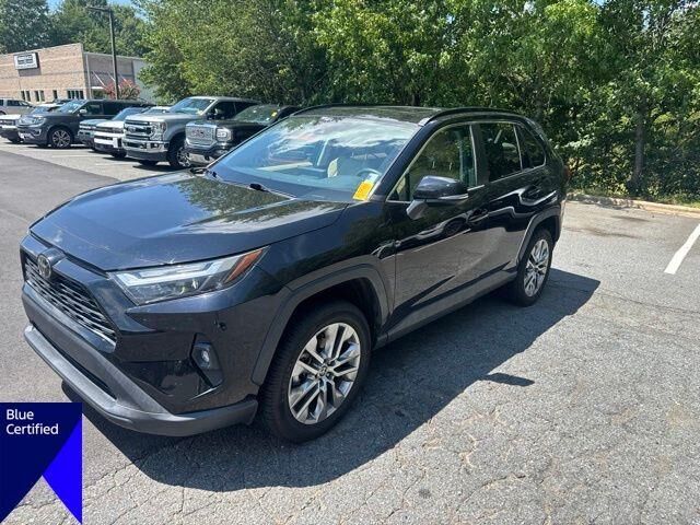 2022 Toyota RAV4 XLE Premium