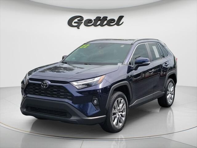 2022 Toyota RAV4 XLE Premium
