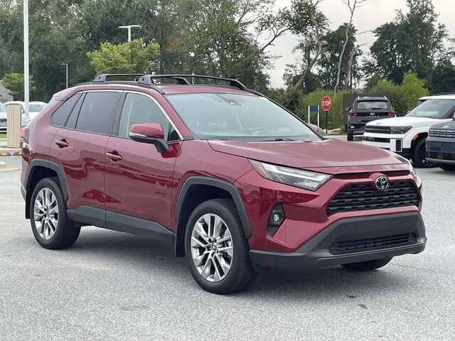 2025 Toyota RAV4 XLE Premium