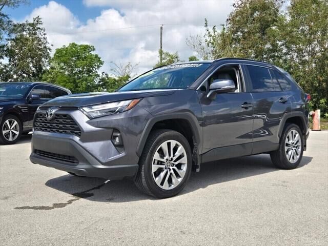2024 Toyota RAV4 XLE Premium