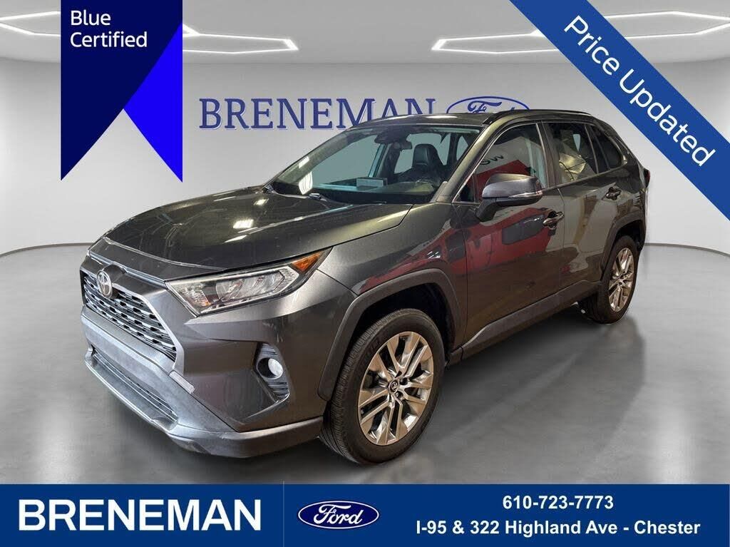 2019 Toyota RAV4 XLE Premium — photo 1 of 1
