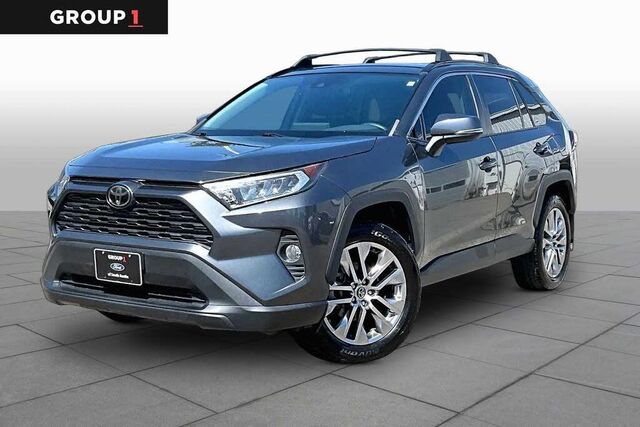 2019 Toyota RAV4 XLE Premium