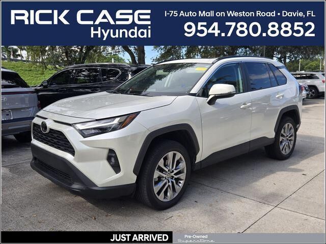 2022 Toyota RAV4 XLE Premium