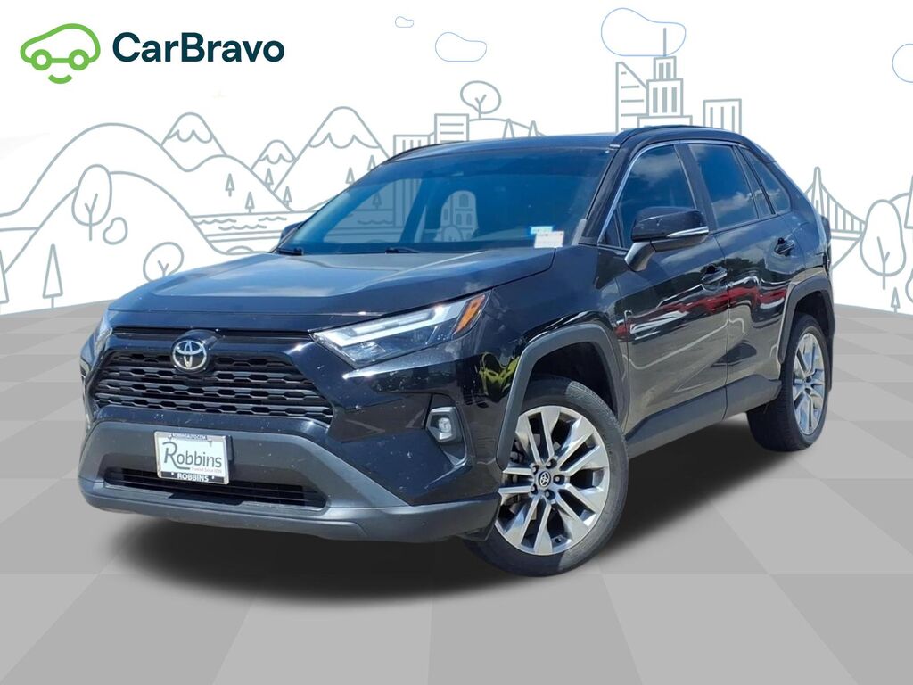 2023 Toyota RAV4 XLE Premium — photo 1 of 6