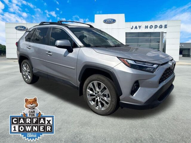 2024 Toyota RAV4 XLE Premium