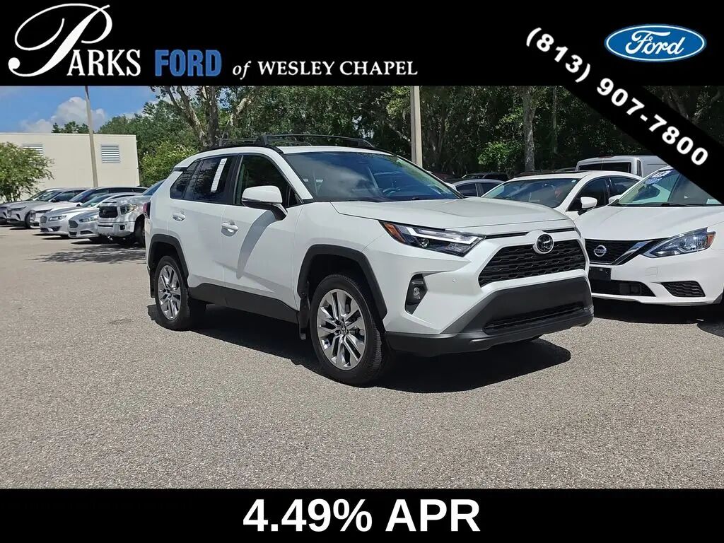 2025 Toyota RAV4 XLE Premium