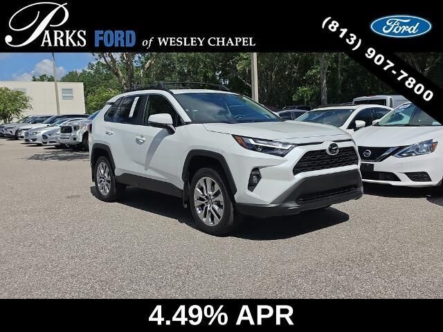 2025 Toyota RAV4 XLE Premium