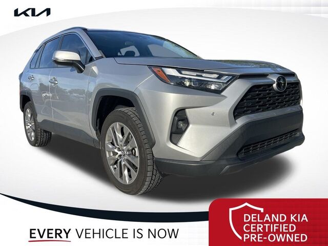 2023 Toyota RAV4 XLE Premium