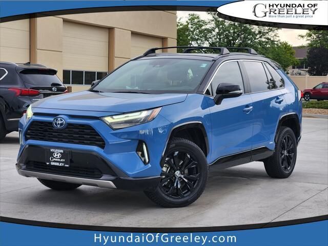 2023 Toyota RAV4 Hybrid XSE — photo 1 of 13
