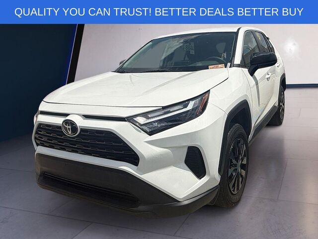 2025 Toyota RAV4 LE