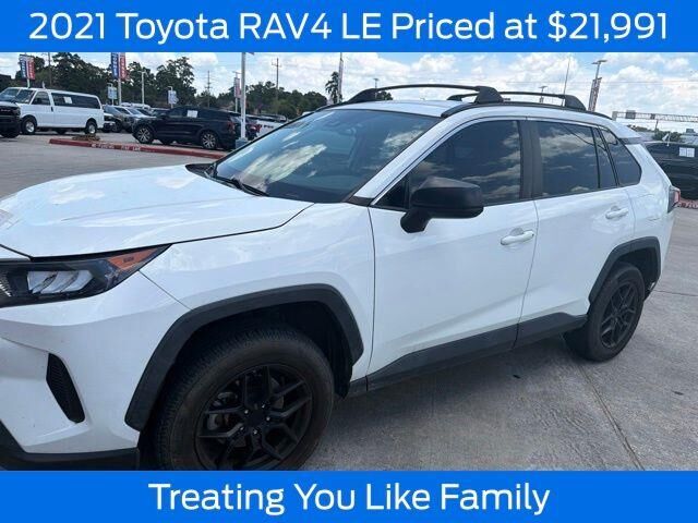 2021 Toyota RAV4 LE