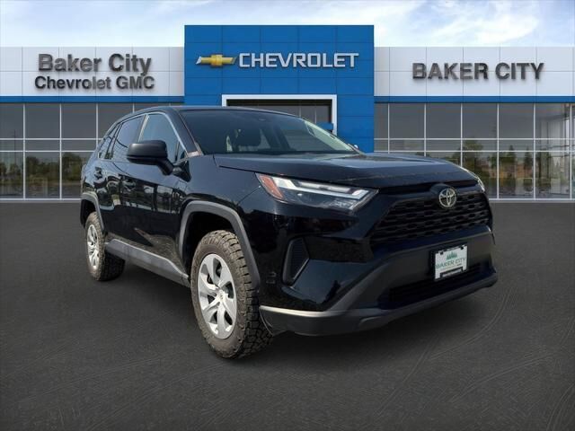 2024 Toyota RAV4 LE — photo 1 of 1