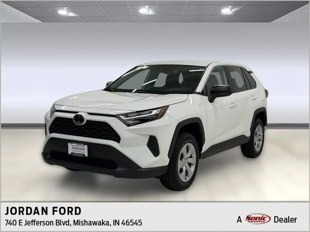 2024 Toyota RAV4 LE — photo 1 of 13