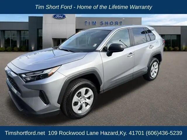 2025 Toyota RAV4 LE — photo 1 of 13