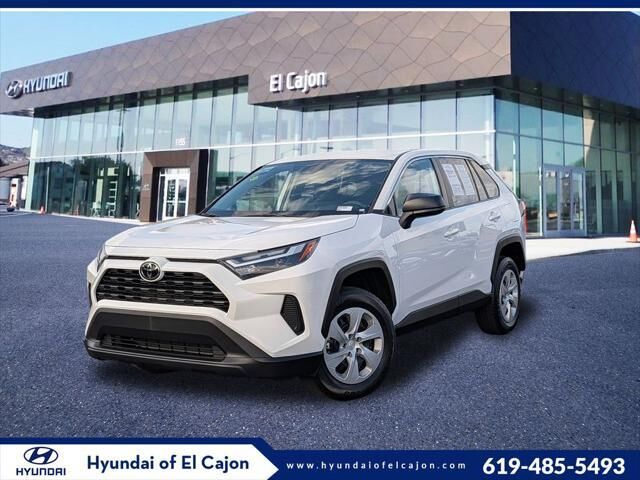 2024 Toyota RAV4 LE — photo 1 of 13