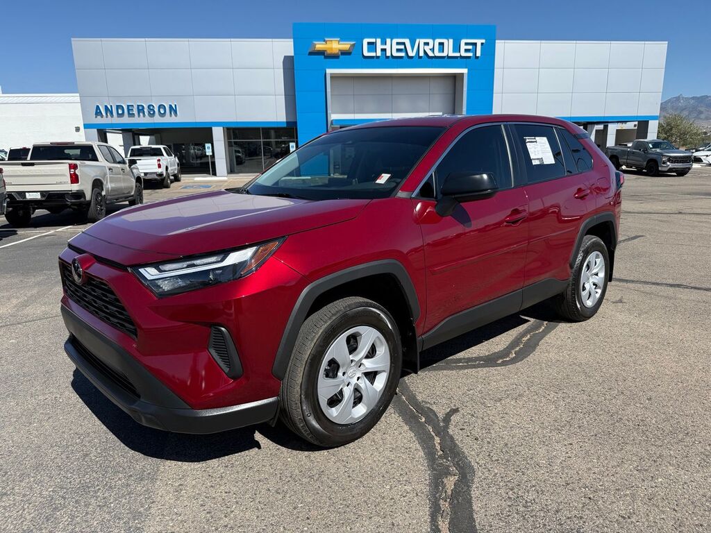2025 Toyota RAV4 LE — photo 1 of 13