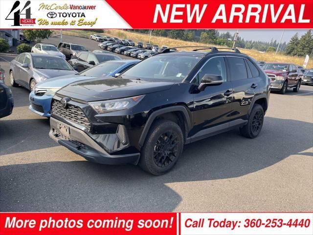 2019 Toyota RAV4 LE