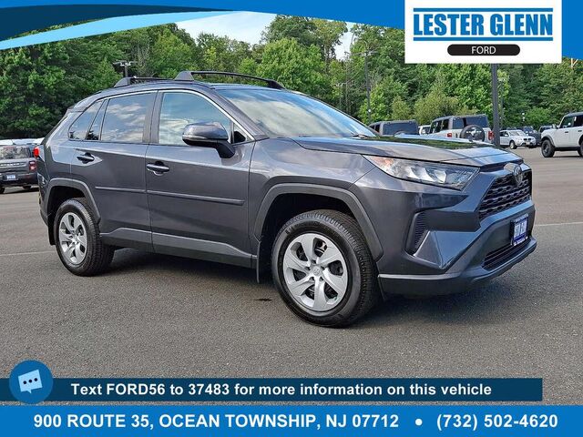 2020 Toyota RAV4 LE