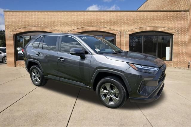 2023 Toyota RAV4 LE — photo 1 of 5