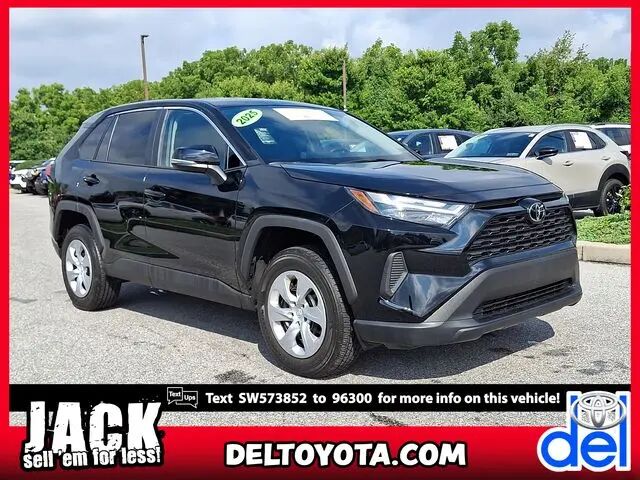 2025 Toyota RAV4 LE — photo 1 of 13