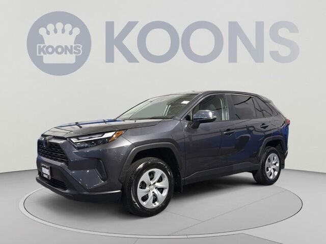 2024 Toyota RAV4 LE