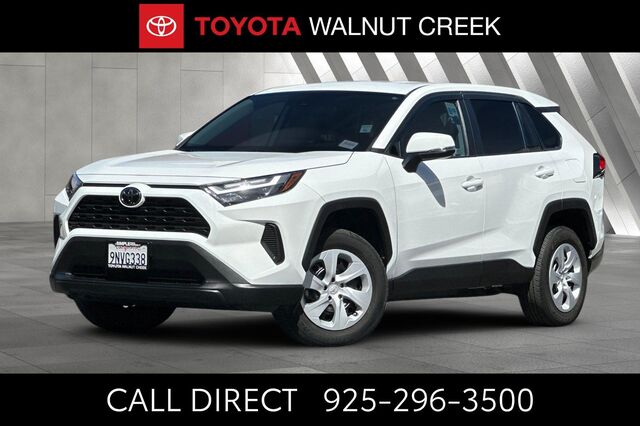 2024 Toyota RAV4 LE