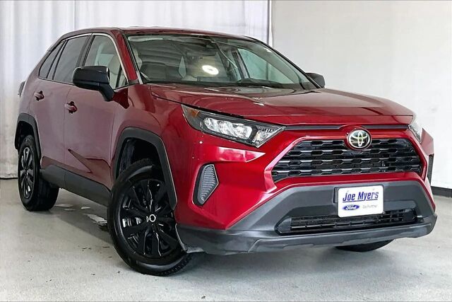 2022 Toyota RAV4 LE