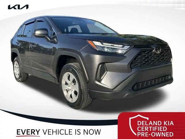 2023 Toyota RAV4 LE