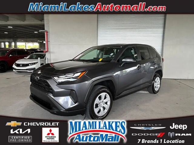 2025 Toyota RAV4 LE