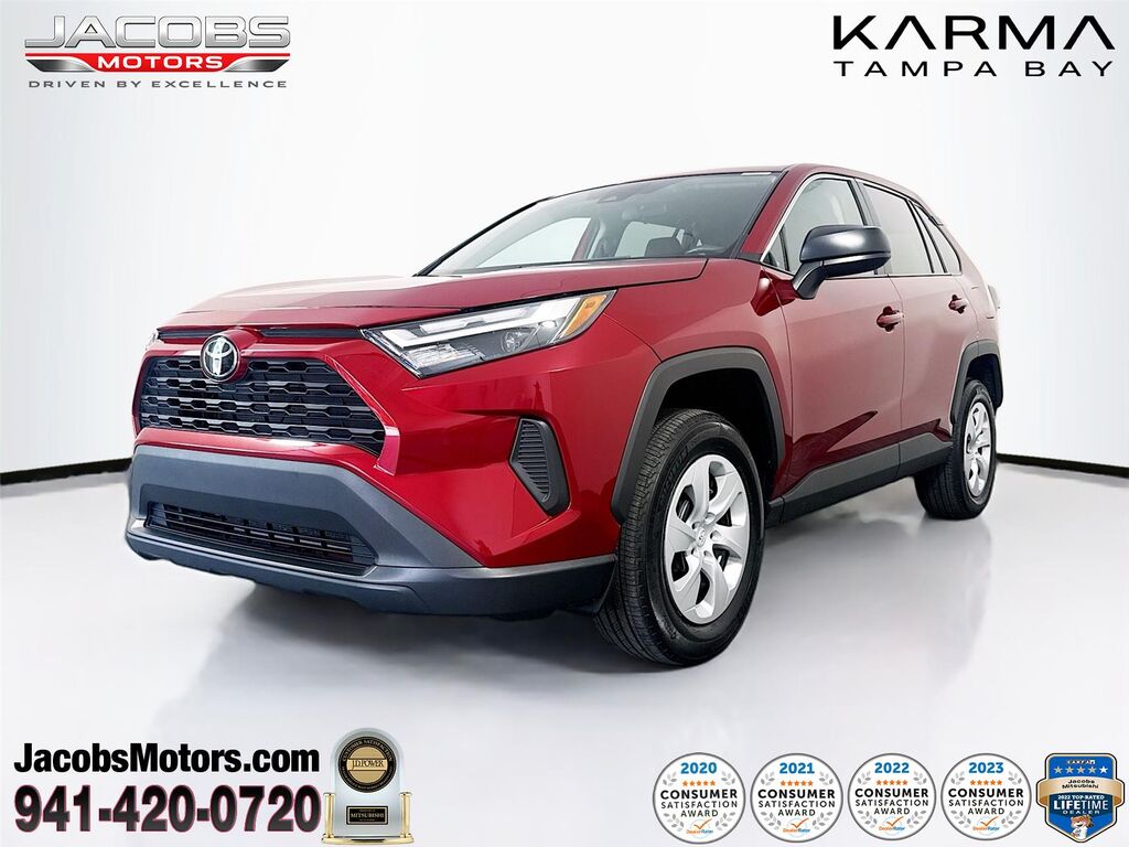 2025 Toyota RAV4 LE — photo 1 of 13
