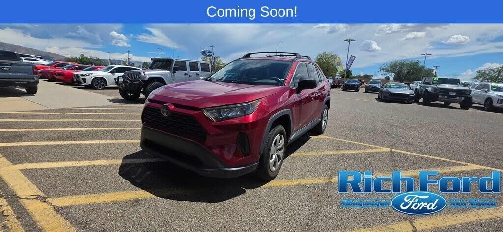 2020 Toyota RAV4 LE — photo 1 of 1