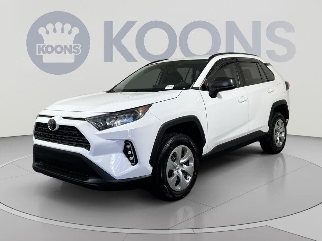 2021 Toyota RAV4 LE — photo 1 of 1