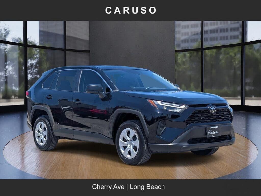 2025 Toyota RAV4 LE — photo 1 of 1