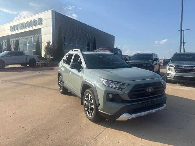 2019 Toyota RAV4 Adventure