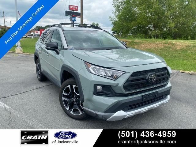 2019 Toyota RAV4 Adventure — photo 1 of 4