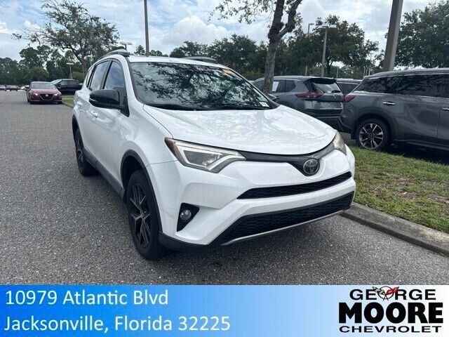 2017 Toyota RAV4 SE