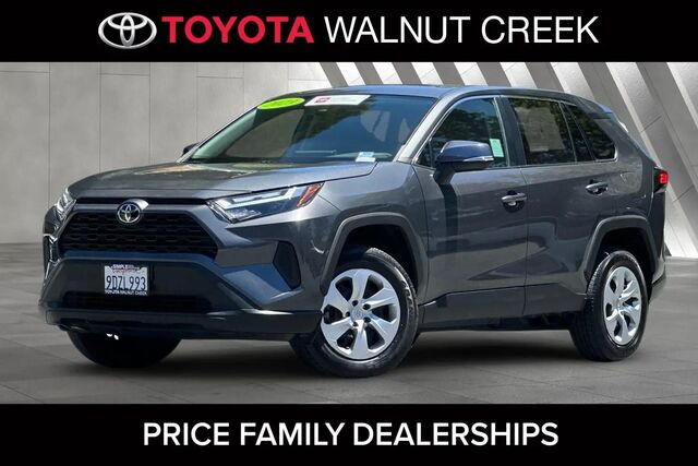 2023 Toyota RAV4 LE