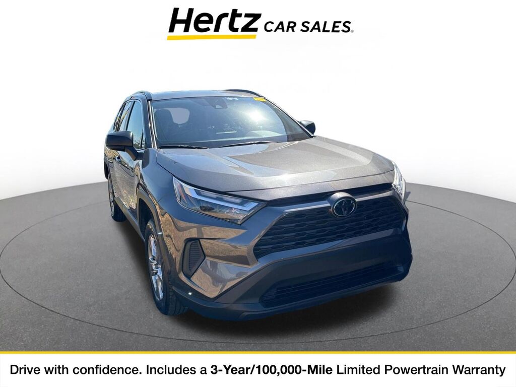2024 Toyota RAV4 Hybrid LE — photo 1 of 1
