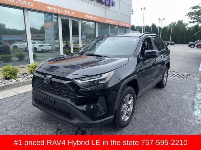 2024 Toyota RAV4 Hybrid LE