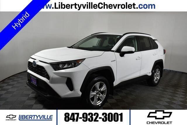 2019 Toyota RAV4 Hybrid LE — photo 1 of 13
