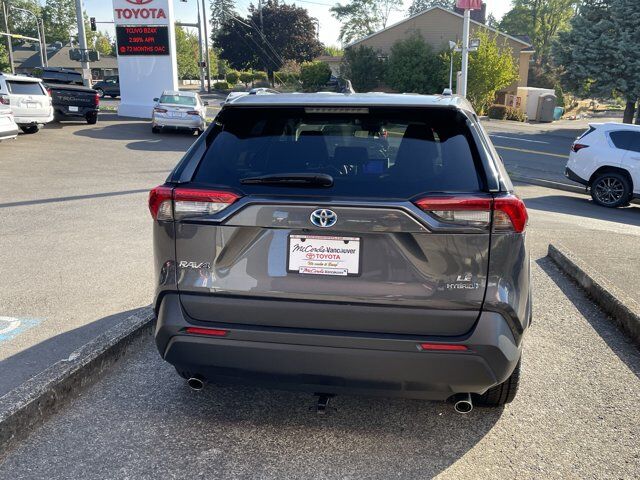 2024 Toyota RAV4 Hybrid LE