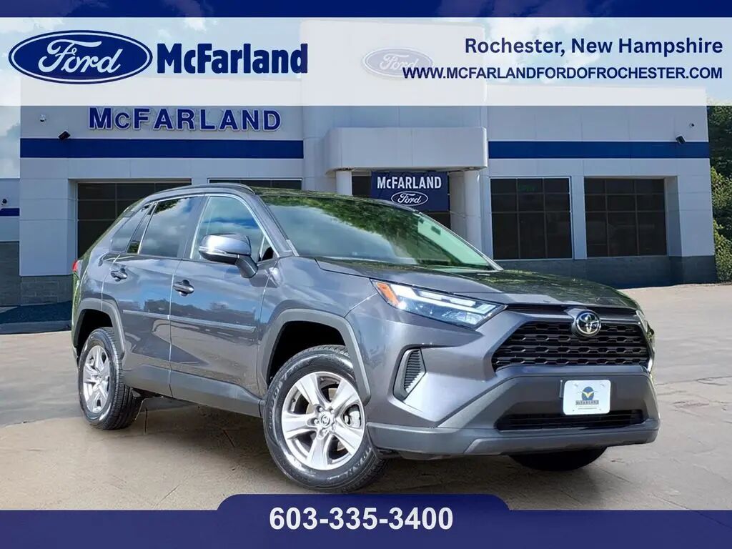 2023 Toyota RAV4 XLE — photo 1 of 13