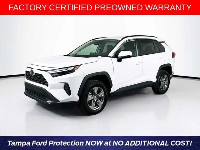 2025 Toyota RAV4 XLE
