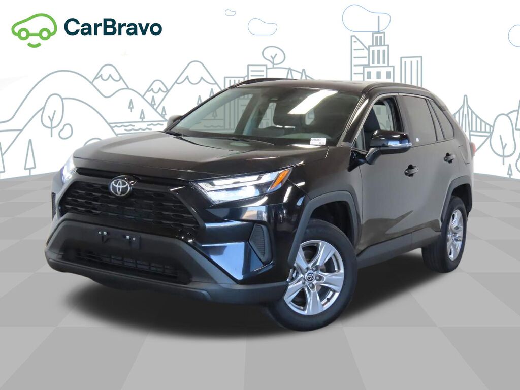 2024 Toyota RAV4 XLE — photo 1 of 7